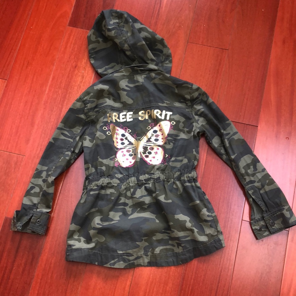 Camouflage light weight jacket